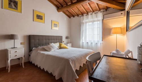 Room, 2 Bedrooms (Piazzetta)