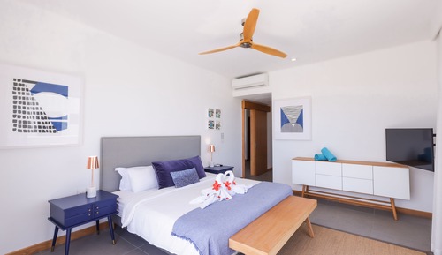 Exclusive Penthouse, 4 Bedrooms, Private Pool, Partial Ocean View