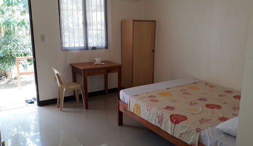 Gardenview Room 5