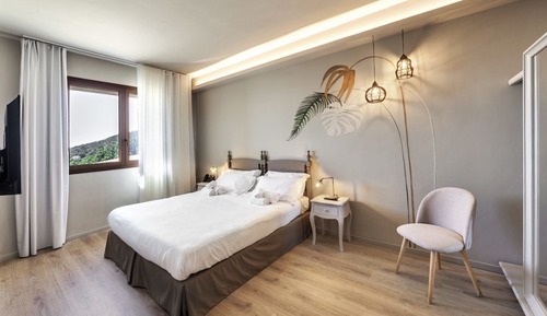 Classic Double Room, 1 Queen Bed