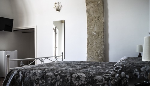 Classic Double Room, Accessible, Ground Floor (Ciliegio)