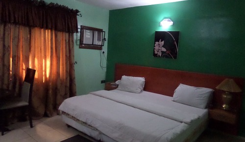 Romantic Room, 1 Queen Bed, Non Smoking, Pool View