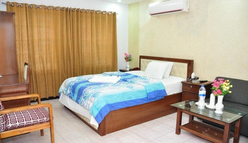 Deluxe Double Room, 1 King Bed, City View