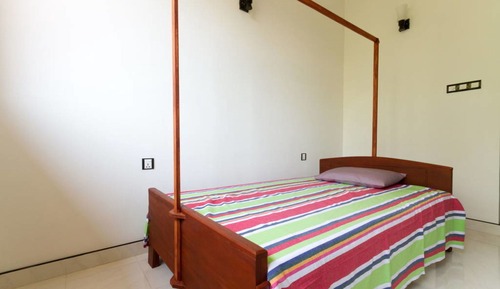 Economy Single Room