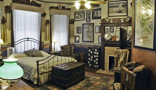 Double Room (Gentlemans Quarters)