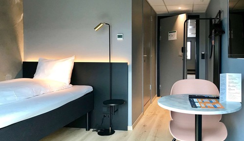 Single Room (Compact)