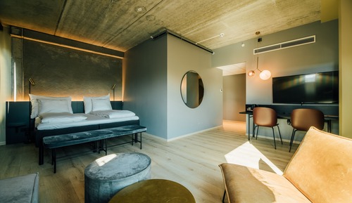 Deluxe Room, Non Smoking (Multiple Beds)