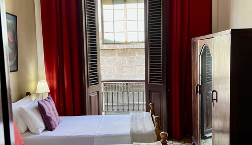 Deluxe Triple Room, Multiple Beds, Non Smoking