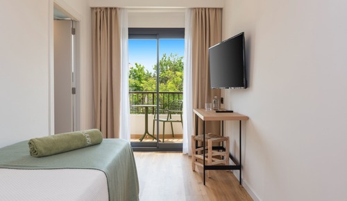 Single Room, Balcony (BRUNCH UNLIMITED)