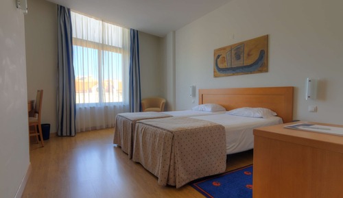 Standard Room, 3 Twin Beds