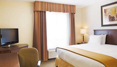 Standard Room, 1 King Bed