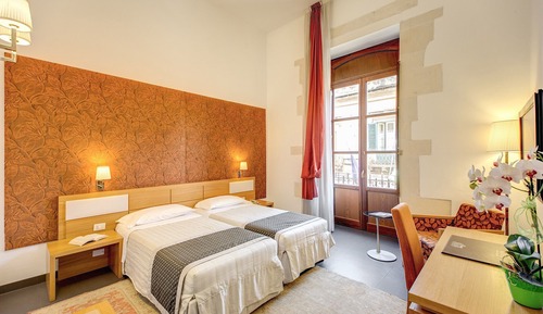 Standard Twin Room