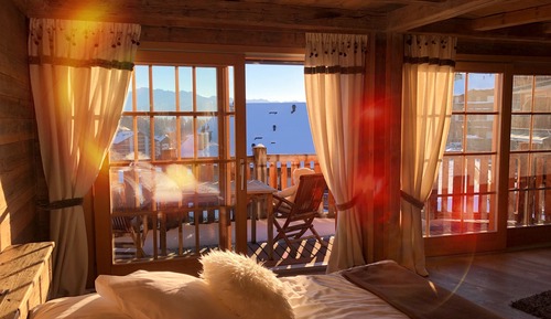 Suite, Balcony, Mountain View (South)