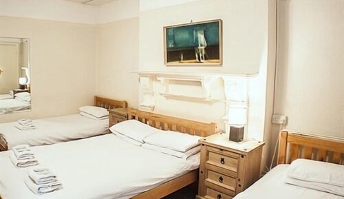Standard Quadruple Room, Ensuite (Lower ground floor)