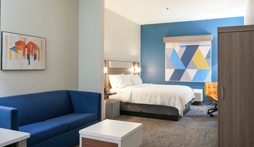 Suite, 1 King Bed, Accessible (Mobility Tub)