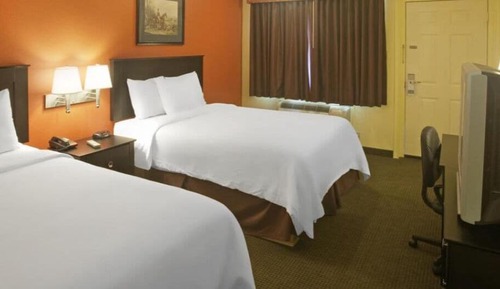 Room, 2 Queen Beds, Non Smoking