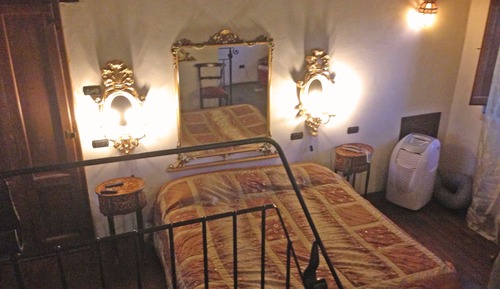 Junior Suite, 1 King Bed, Poolside