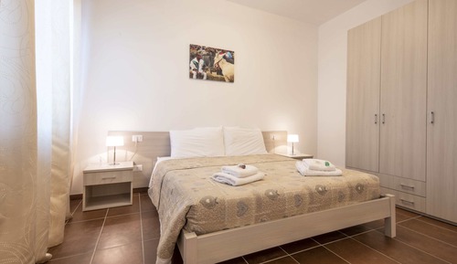 Family Room, 1 Queen Bed with Sofa bed