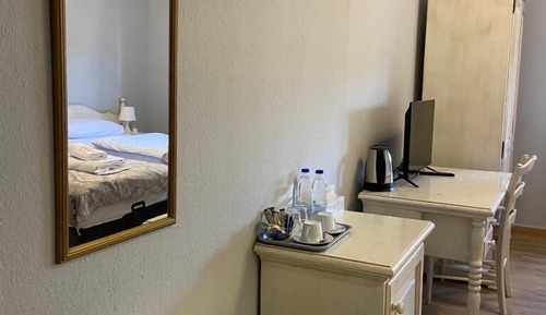 Deluxe Double or Twin Room, Private Bathroom (Deluxe Doppelzimmer)