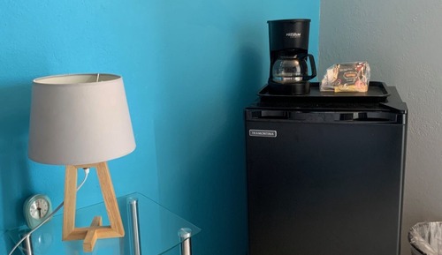 Family Triple Room (Queen Familiar 11)