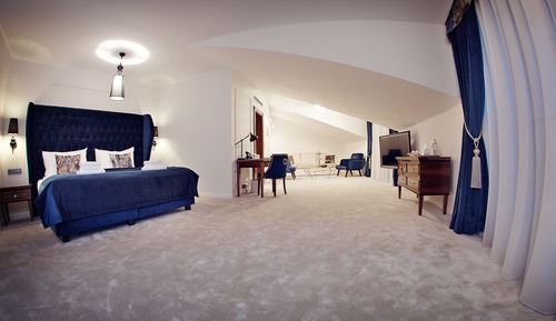 Exclusive Suite, Multiple Beds