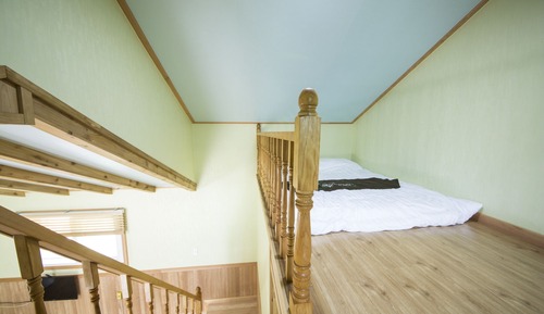 Bed Room (8 PY)