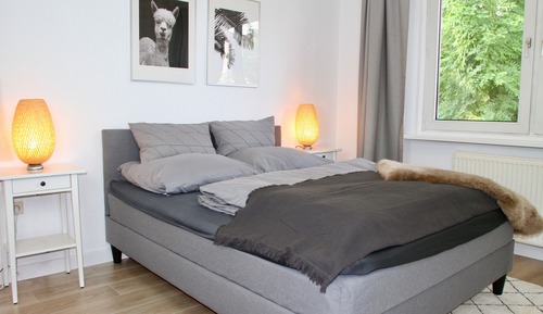 Comfort Apartment, Private Bathroom, Garden View