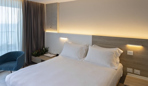 Deluxe Room, Sea View (Large)