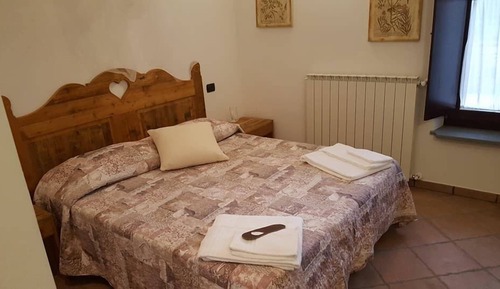 Standard Double Room, Garden View (6)