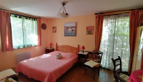 House, 2 Bedrooms