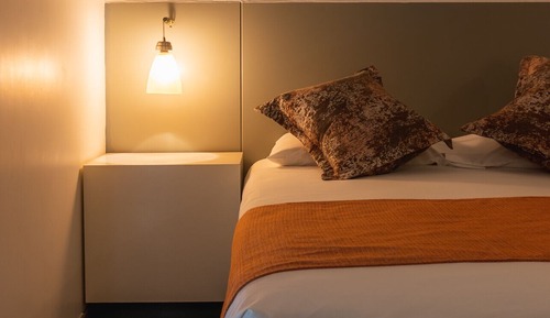 Basic Double Room, Multiple Beds, Non Smoking, Mountain View