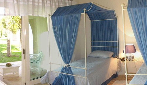 Room, 2 Twin Beds, Garden View