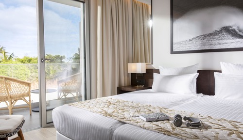 Classic Double Room, Partial Sea View