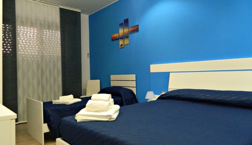 Deluxe Triple Room (102)