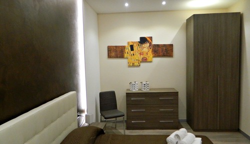 Triple Room (104)