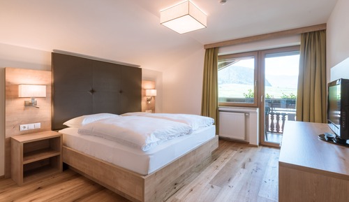 Apartment, 2 Bedrooms, 2 Bathrooms, Mountain View