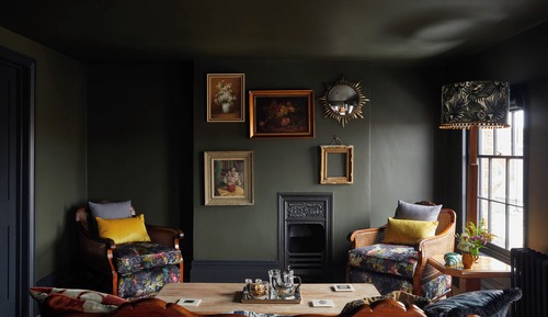 Superior Studio Suite, City View