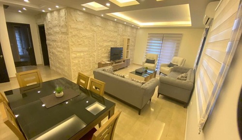 Luxury Apartment, Mountain View