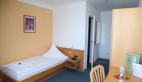 Comfort Single Room