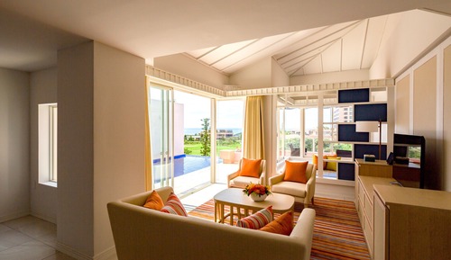 Pool Villa Premier Second Floor with Lounge Access (Non Smoking)