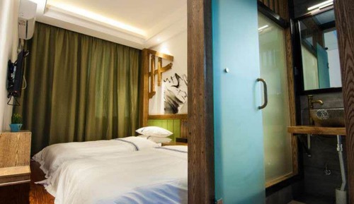 Comfort Twin Room