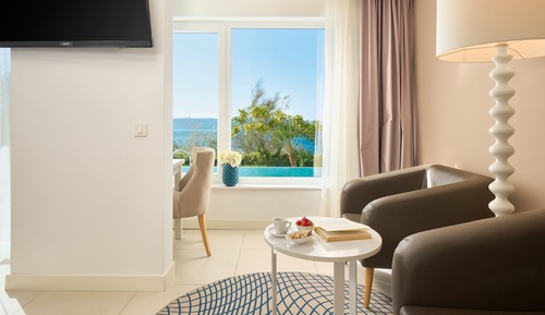 Junior Suite, Sea View (Swim-up)