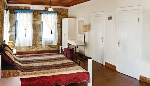 Deluxe Room, 1 Queen Bed