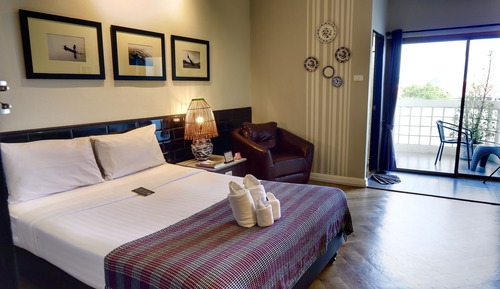 Premier Room