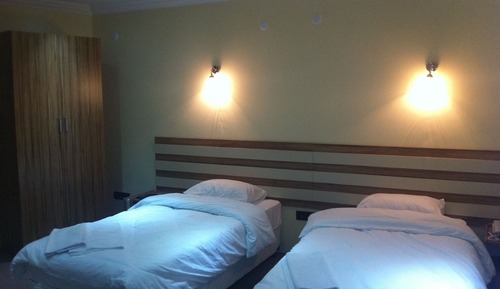 Economy Twin Room