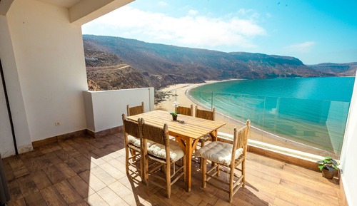 Family Apartment, 2 Bedrooms, Ocean View (5)