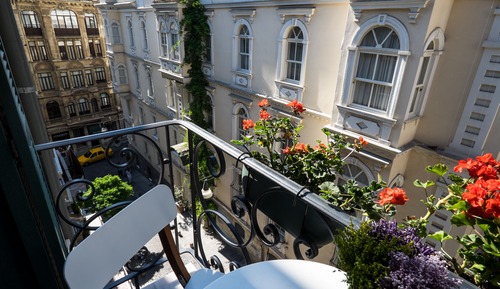 Deluxe Room, Balcony