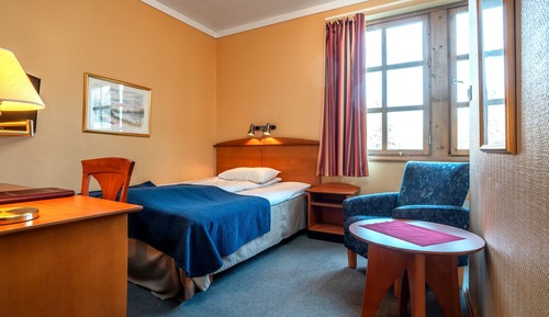 Standard Room, 1 Queen Bed, Non Smoking