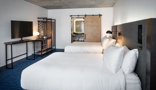 Design Room, 2 Queen Beds, Accessible (Journeyman)