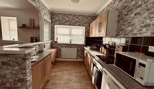 Cottage (Holiday Cottage)